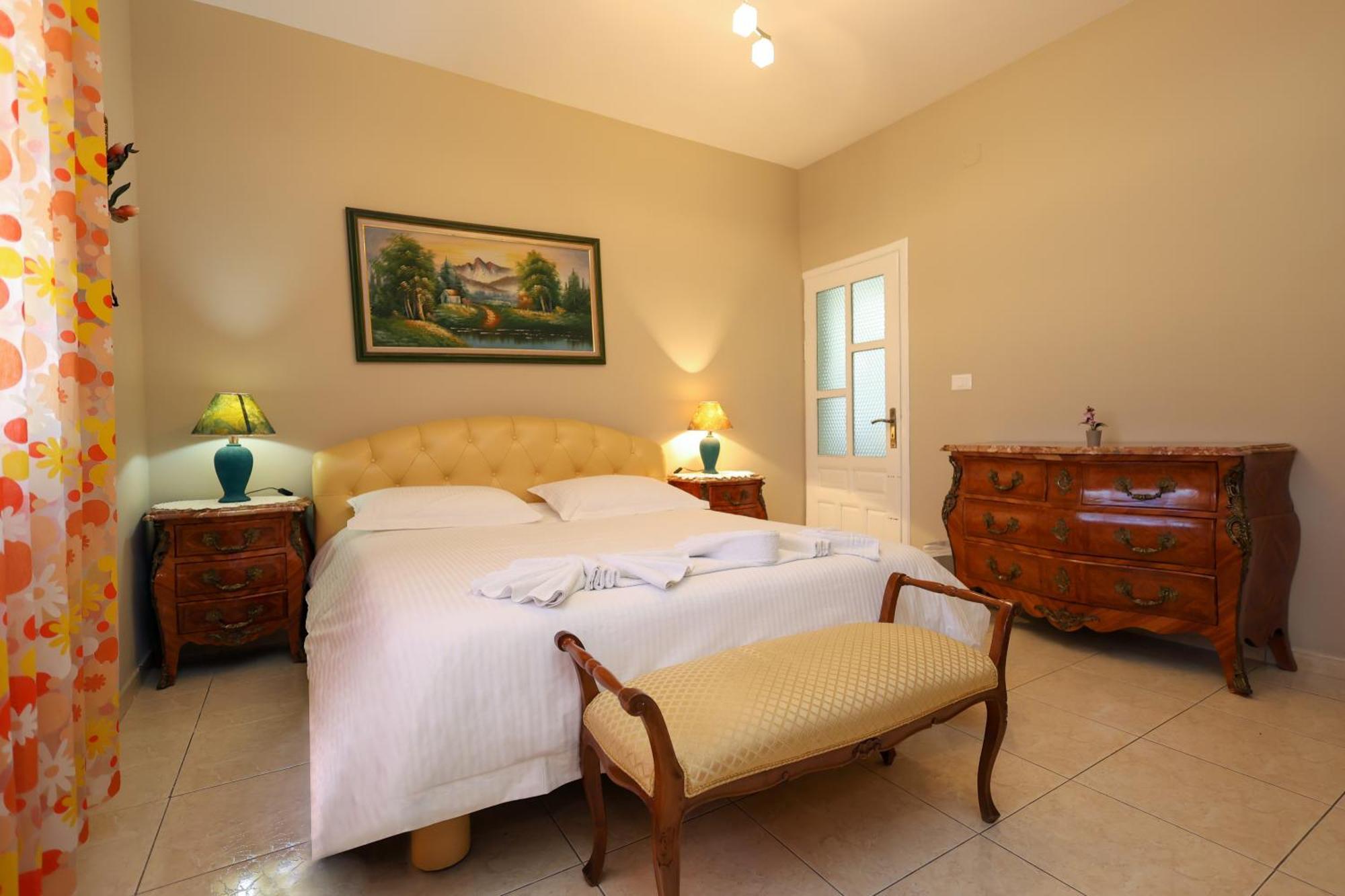 Apartaments Mimani 2 Berat Rom bilde